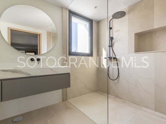 Villa de 8 dormitorios en Zona G, Sotogrande Alto | Open Frontiers