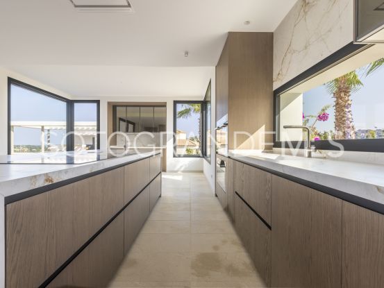 Villa de 8 dormitorios en Zona G, Sotogrande Alto | Open Frontiers