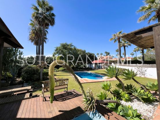 Se vende villa en Zona B de 6 dormitorios | Open Frontiers