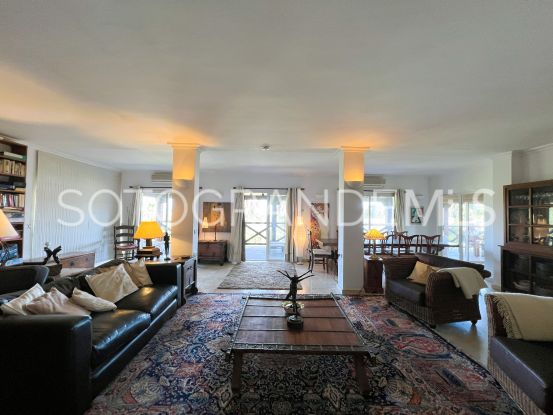 Se vende villa en Zona B de 6 dormitorios | Open Frontiers