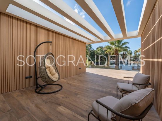 Zona B, villa con 5 dormitorios a la venta | Open Frontiers