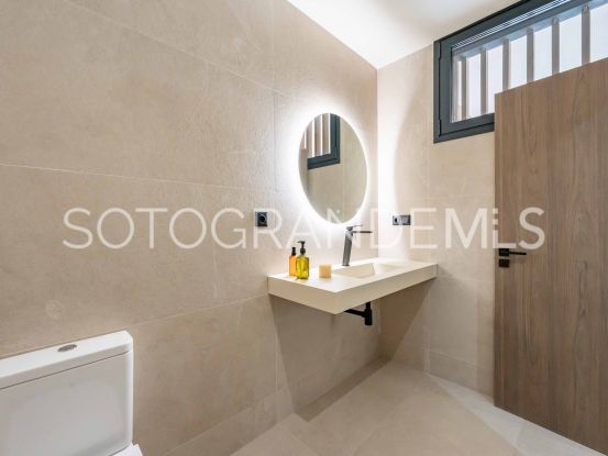 Zona B, villa con 5 dormitorios a la venta | Open Frontiers