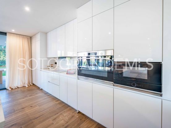Zona B, villa con 5 dormitorios a la venta | Open Frontiers