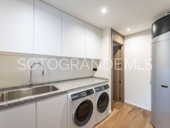 Zona B, villa con 5 dormitorios a la venta | Open Frontiers
