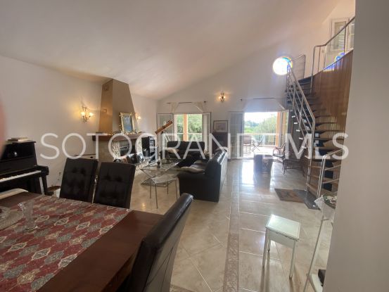 Villa in Zona D with 5 bedrooms | Open Frontiers