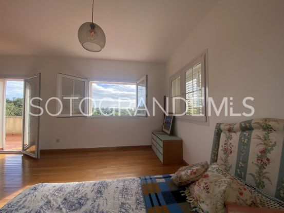 Villa in Zona D with 5 bedrooms | Open Frontiers