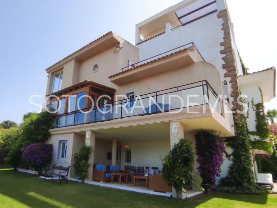 Se vende villa en Sotogrande Alto con 7 dormitorios | Open Frontiers