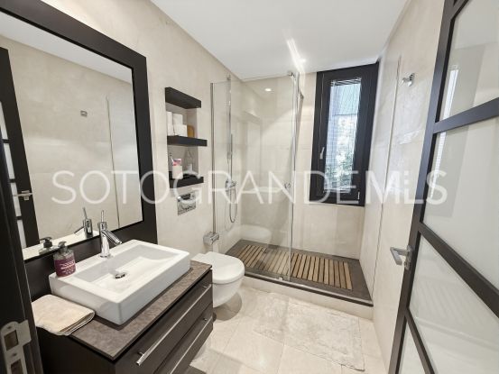 For sale apartment in Hacienda de Valderrama | Open Frontiers