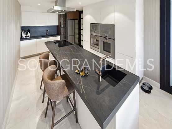 For sale apartment in Hacienda de Valderrama | Open Frontiers