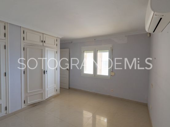 Villa in Torreguadiaro with 4 bedrooms | Open Frontiers