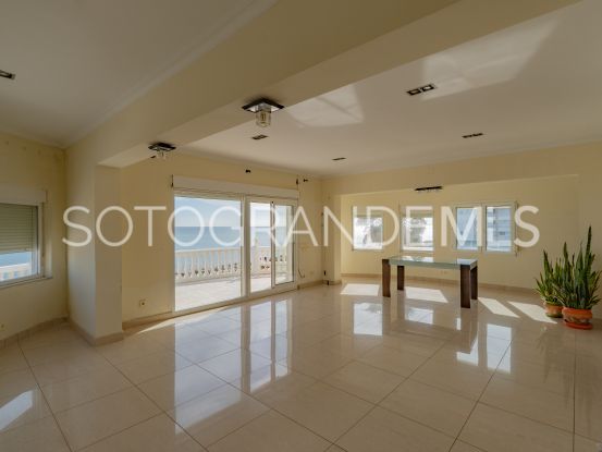 Villa in Torreguadiaro with 4 bedrooms | Open Frontiers