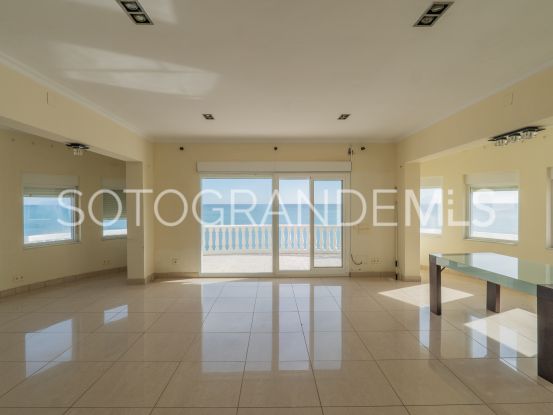 Villa in Torreguadiaro with 4 bedrooms | Open Frontiers
