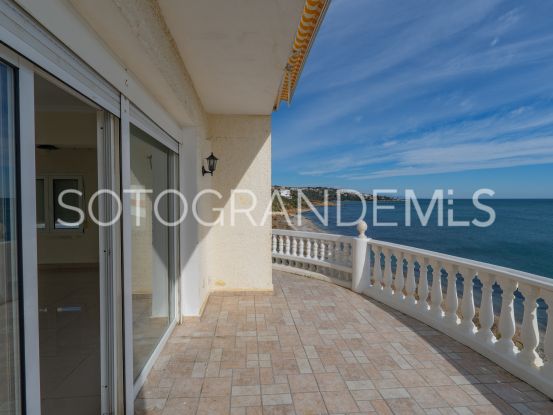 Villa in Torreguadiaro with 4 bedrooms | Open Frontiers