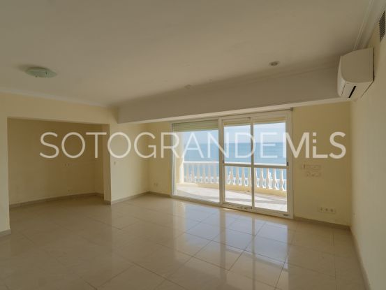 Villa in Torreguadiaro with 4 bedrooms | Open Frontiers