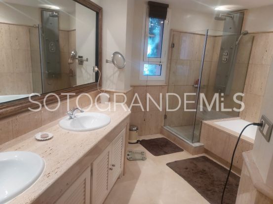 Ático en venta en Ribera del Obispo, Marina de Sotogrande | Open Frontiers