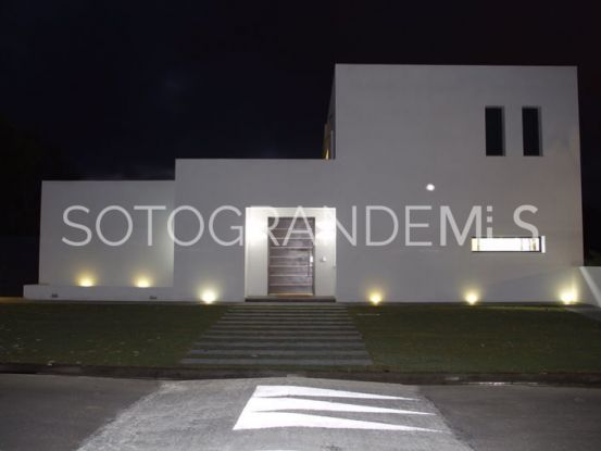 Villa for sale in Sotogrande Costa | Marsotogrande