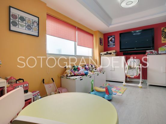 Ático de 5 dormitorios a la venta en Marina de Sotogrande | MarSotogrande