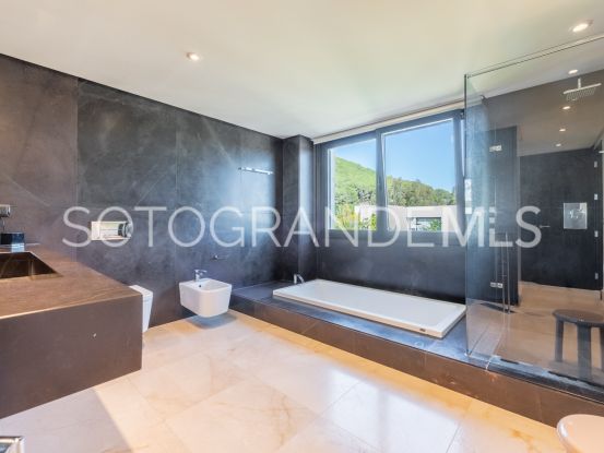 Villa for sale in La Reserva with 6 bedrooms | MarSotogrande