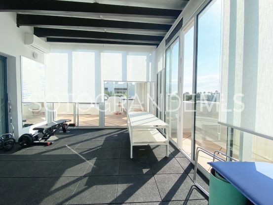 Atico duplex en venta en El Polo de Sotogrande con 4 dormitorios | MarSotogrande