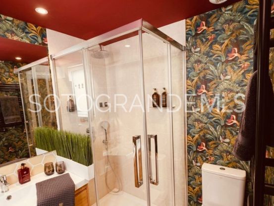 For sale apartment with 5 bedrooms in La Reserva | MarSotogrande