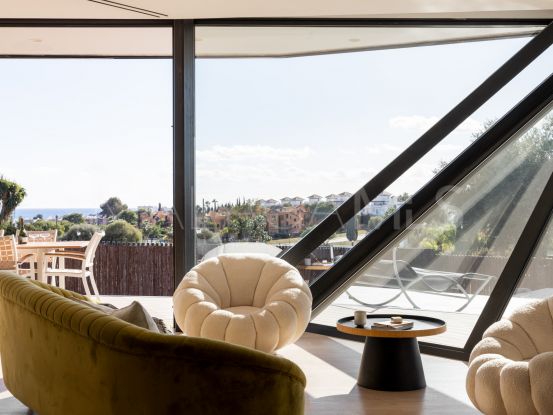 Comprar villa de 3 dormitorios en Bel Air, Estepona | Pure Living Properties