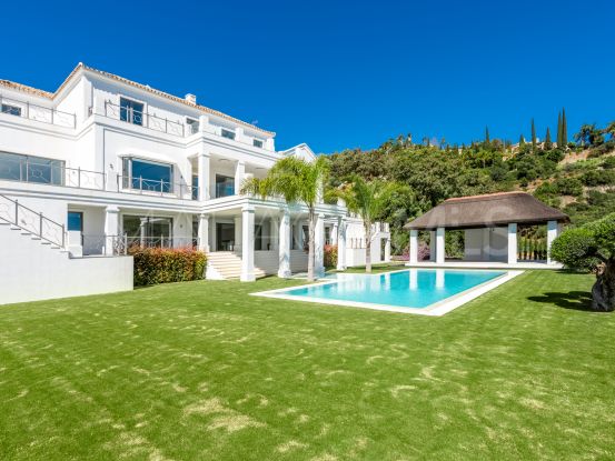 Villa for sale in El Madroñal, Benahavis | Pure Living Properties