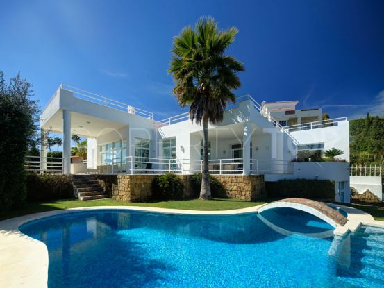Villa en venta en La Quinta con 5 dormitorios | Pure Living Properties