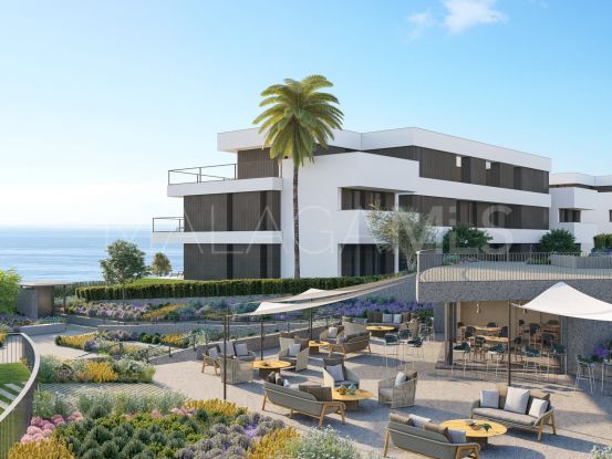 Apartamento planta baja a la venta con 3 dormitorios en Casares Playa | Campomar Real Estate
