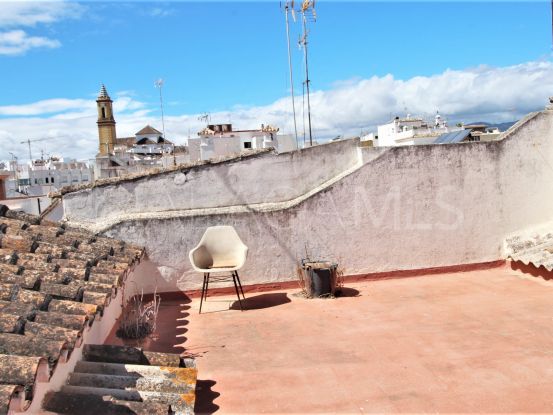 4 bedrooms Estepona Old Town house for sale | Campomar Real Estate