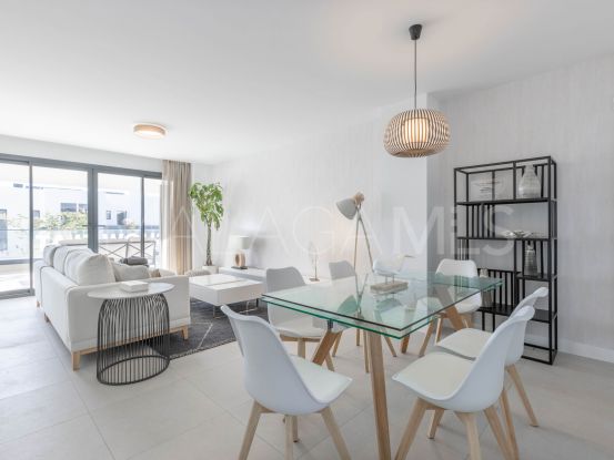 Apartamento a la venta con 2 dormitorios en Estepona Puerto | Campomar Real Estate