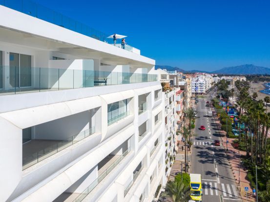 3 bedrooms penthouse in Estepona Playa | Campomar Real Estate