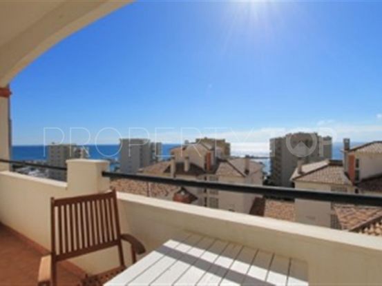 Estepona Puerto 4 bedrooms penthouse for sale | Campomar Real Estate