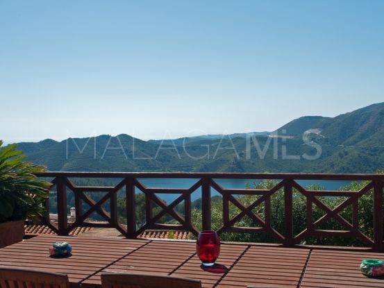 Comprar villa de 4 dormitorios en Cerros del Lago, Istan | MPDunne - Hamptons International
