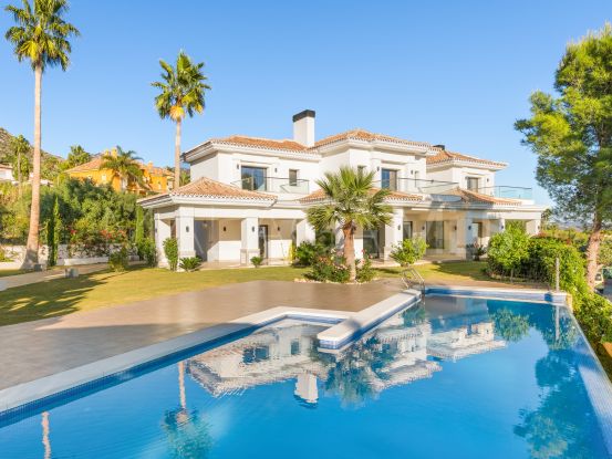Villa en venta en Sierra Blanca con 5 dormitorios | MPDunne - Hamptons International