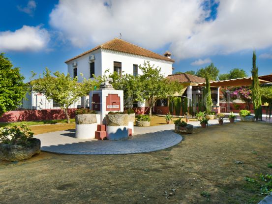 Cortijo with 6 bedrooms for sale in Arcos de la Frontera | Villas & Fincas