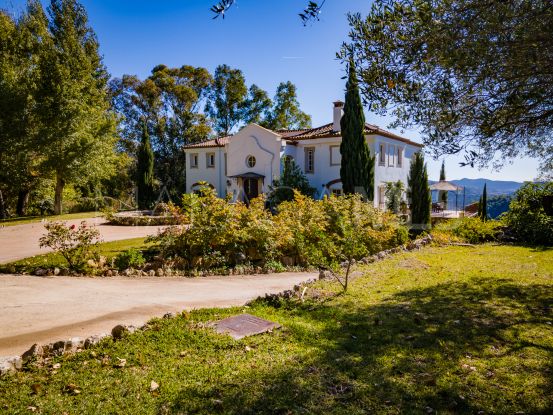Country house for sale in Gaucin with 7 bedrooms | Villas & Fincas