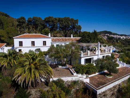 Se vende casa de campo de 4 dormitorios en Gaucin | Villas & Fincas