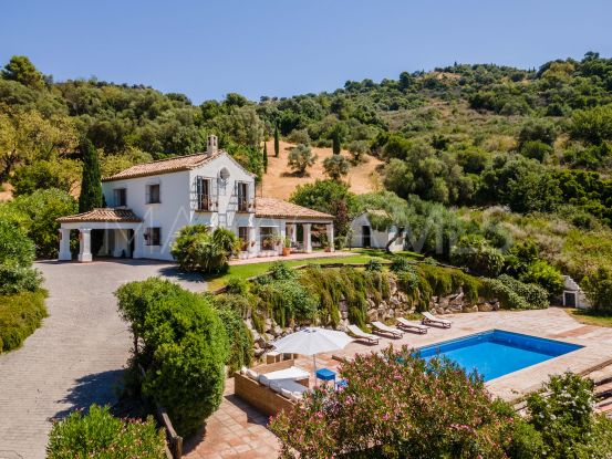 Comprar casa de campo de 4 dormitorios en Gaucin | Villas & Fincas