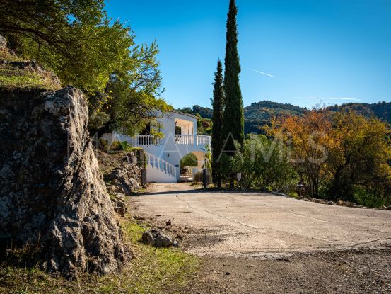 Finca de 3 dormitorios en Gaucin | Villas & Fincas