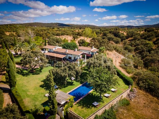 Se vende casa de campo de 5 dormitorios en Ronda | Villas & Fincas