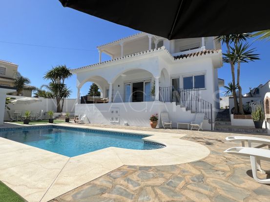 Villa en venta en Jardin Tropical con 4 dormitorios | Hamilton Homes Spain