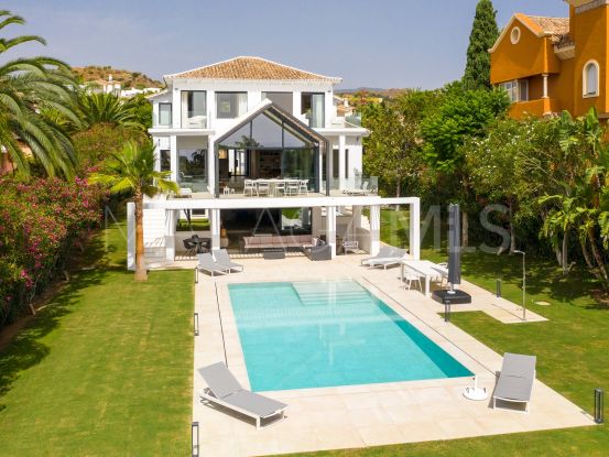 6 bedrooms villa for sale in Los Naranjos Golf, Nueva Andalucia | Andalucía Development