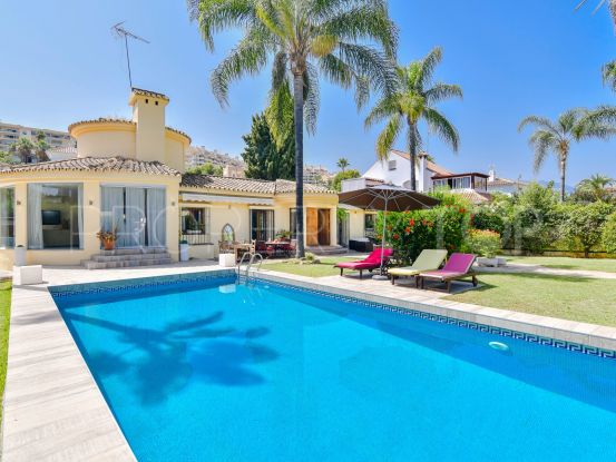 For sale villa in Nueva Andalucia with 5 bedrooms | Nevado Realty Marbella