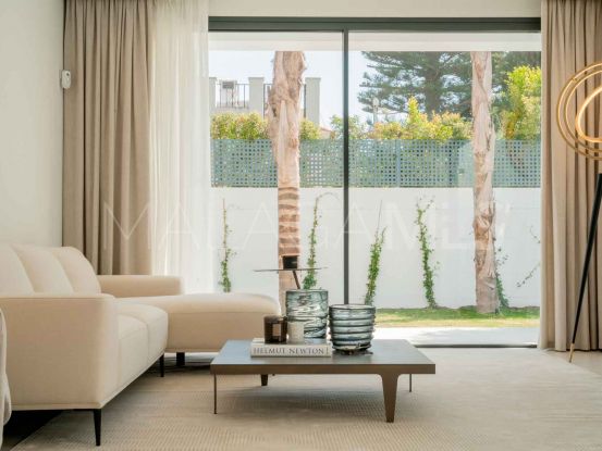 Semi detached villa with 4 bedrooms for sale in Rio Verde Playa, Marbella Golden Mile | Nevado Realty Marbella