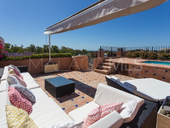 Duplex penthouse for sale in Alhambra del Golf | Villa & Gest