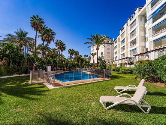 Apartamento en venta con 2 dormitorios en Las Gaviotas, Marbella - Puerto Banus | Villa & Gest