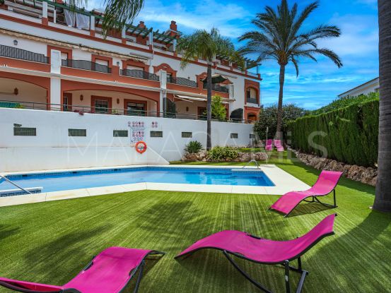 Se vende apartamento planta baja de 2 dormitorios en Luna Blanca Golf, Estepona | Villa & Gest
