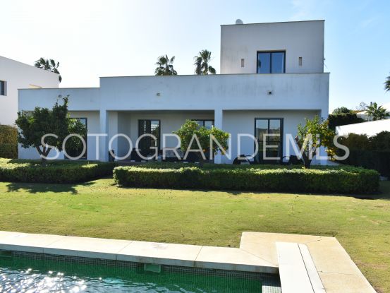 Villa with 3 bedrooms in Las Cimas, Sotogrande | John Medina Real Estate