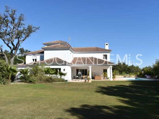 Villa for sale in Sotogrande Costa Central with 6 bedrooms | John Medina Real Estate