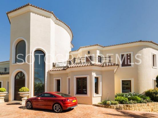 Villa en venta en Almenara de 7 dormitorios | John Medina Real Estate